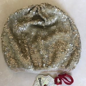 NWT Twisted Heart sequin beanie gold